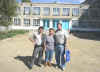 Плесцов, Г.С. и Лебедев у нашей школы (69720 bytes)